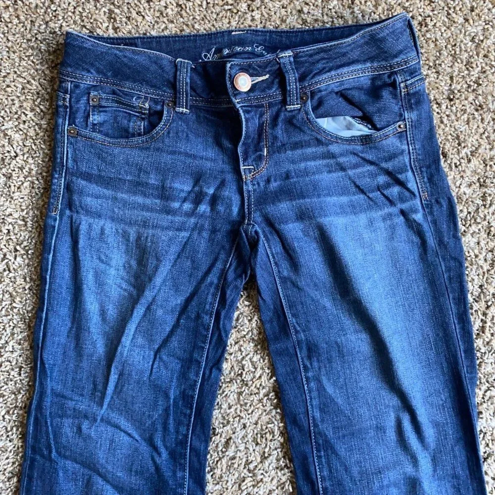 American Eagle Jeans Womens 4 Blue Slim Bootcut Low Rise Frayed Hem Denim 29X30 - Picture 2 of 12